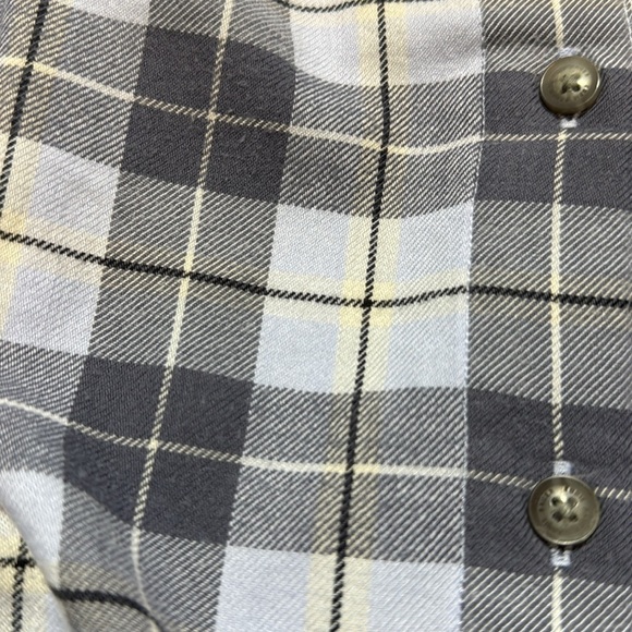NWT Eddie Bauer Women's Gray Baby Blue Plaid Button Down Shirt Small - Picture 8 of 8